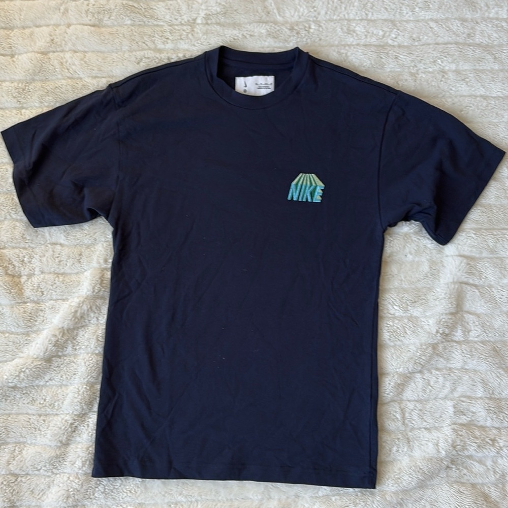 Retro Nike T-shirt, Men’s Small